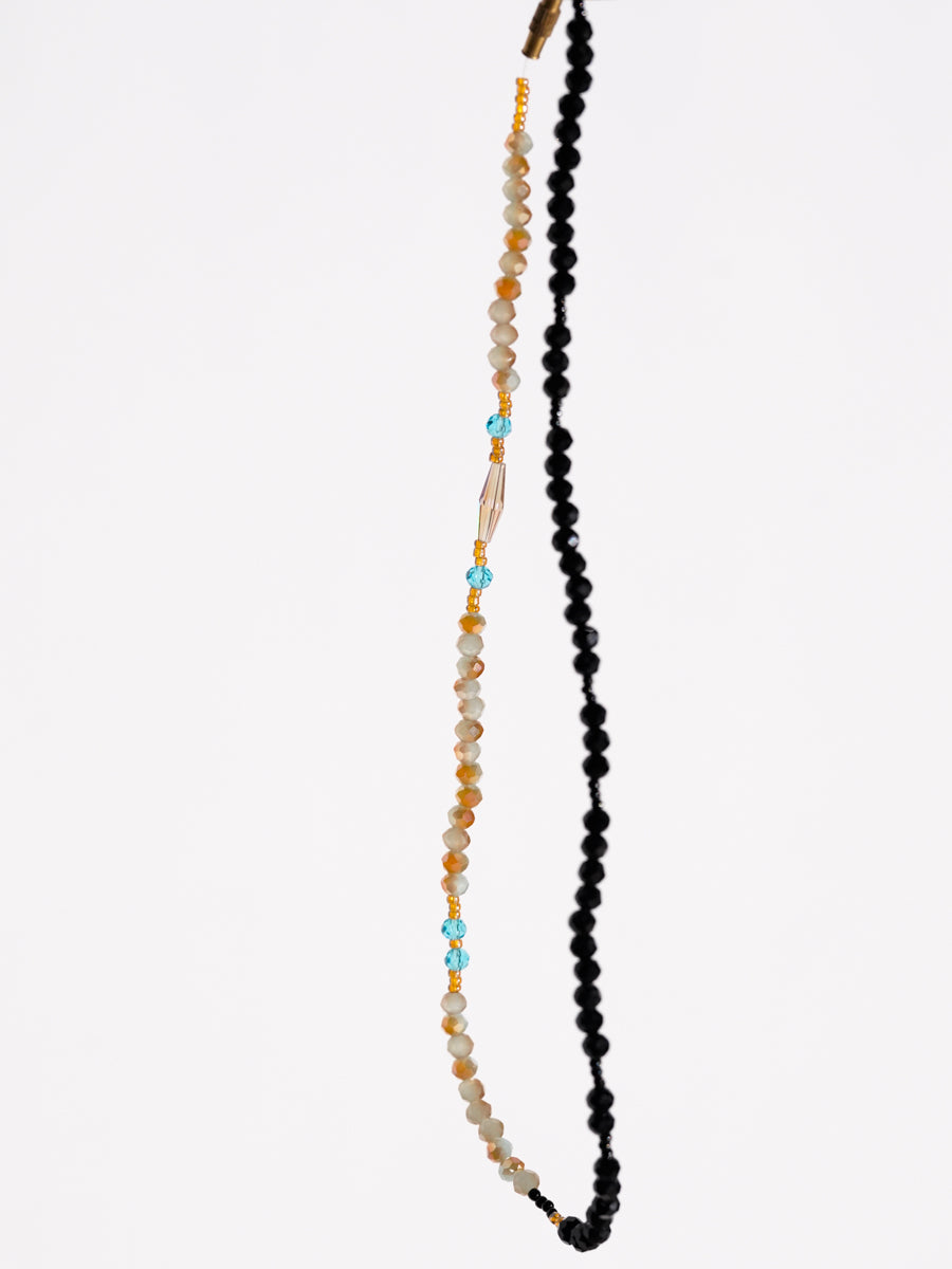 Mummy / Beaded necklace 002