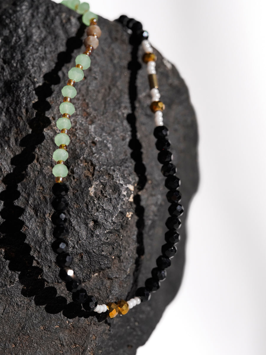 Mummy / Beaded necklace 005