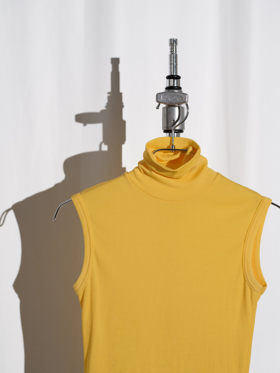 70s High Neck Sleeveless Top