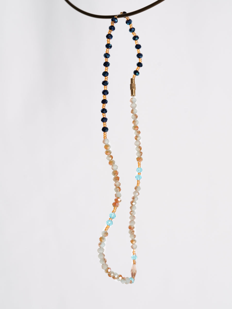 Mummy / Beaded necklace 009