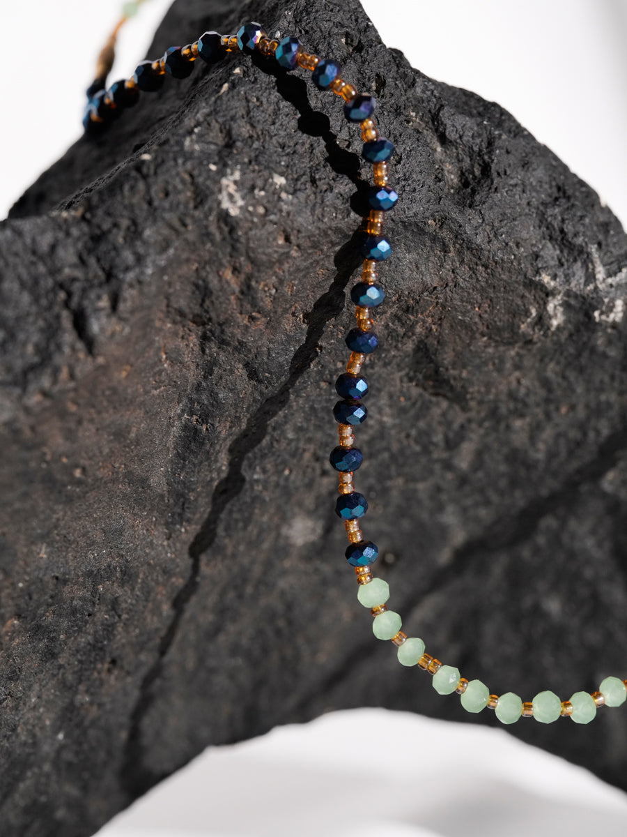 Mummy / Beaded necklace 010