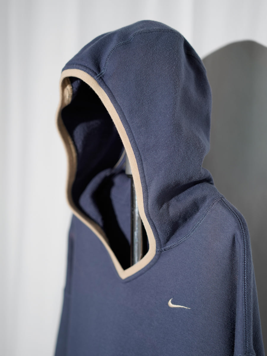 Nike / Pullover Hoodie