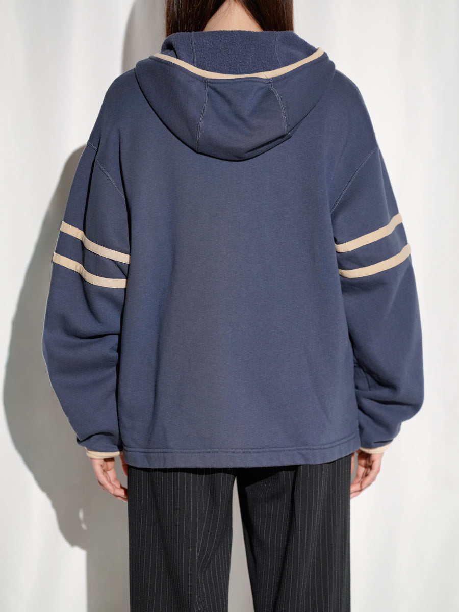 Nike / Pullover Hoodie