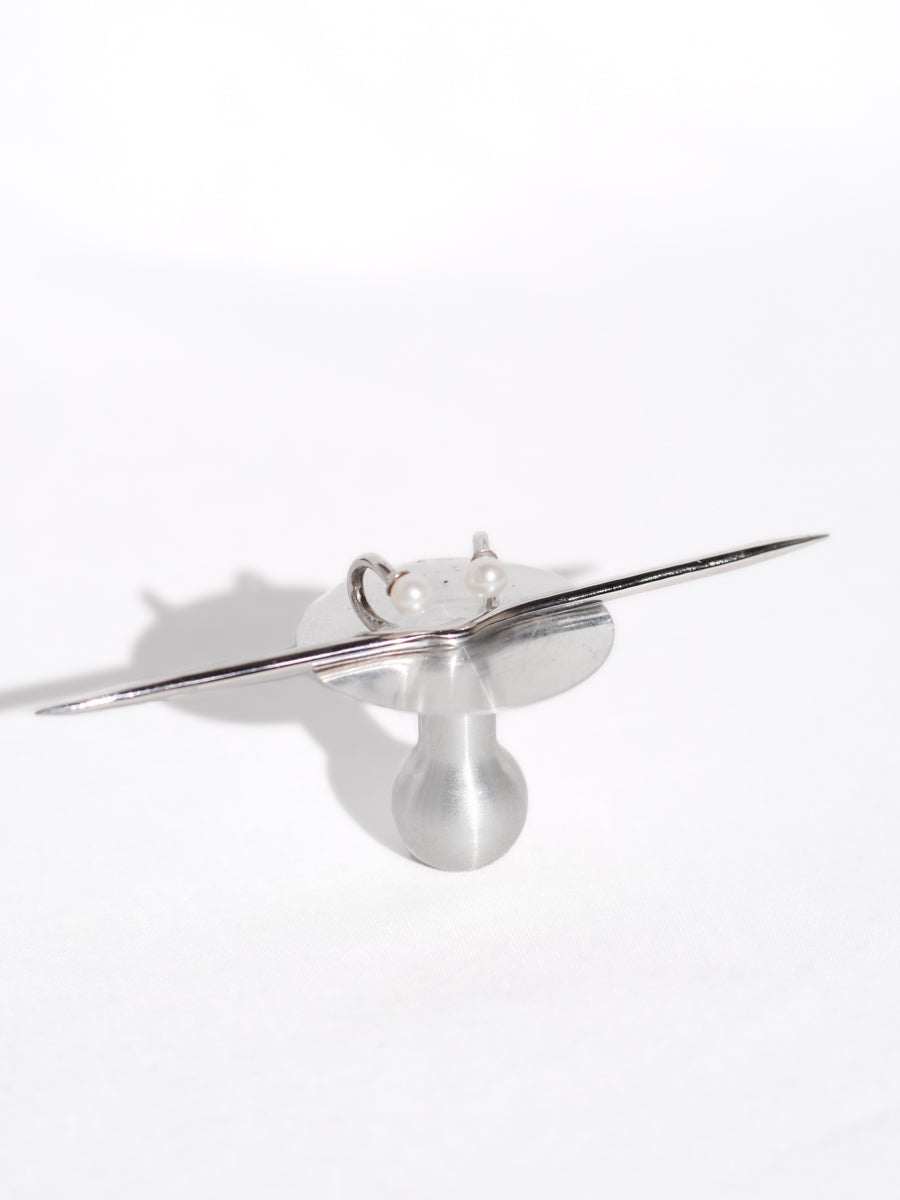 Ear cuff