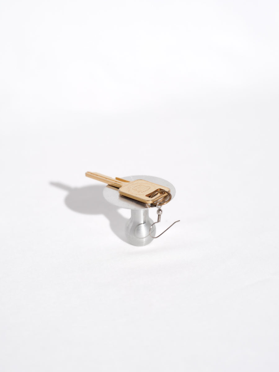 Cadilac gold single earring