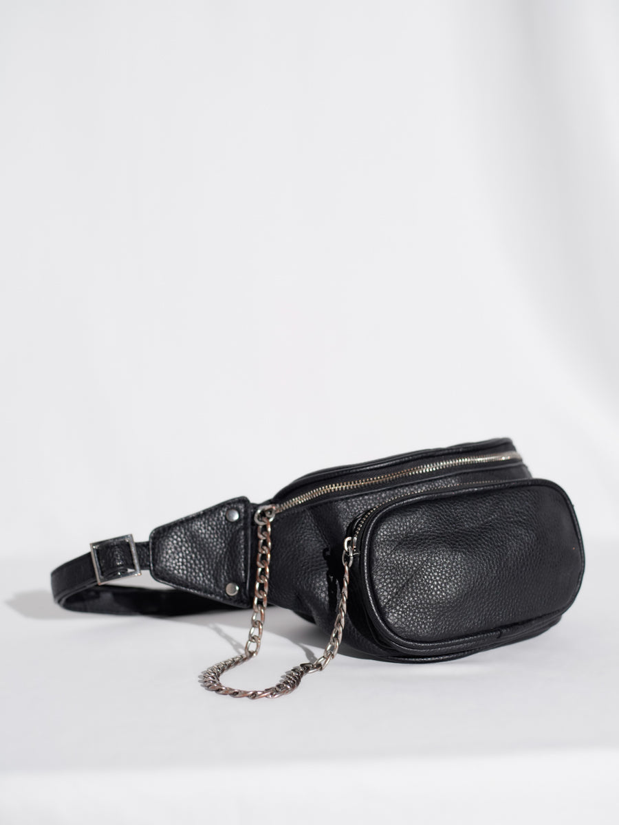 Pull & Bear / Cross Body Chain Bag