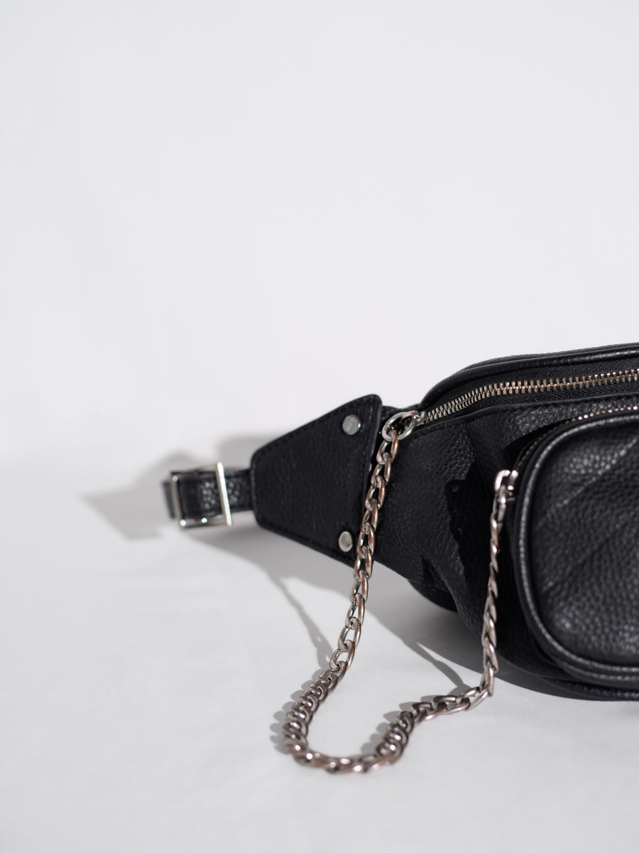 Pull & Bear / Cross Body Chain Bag