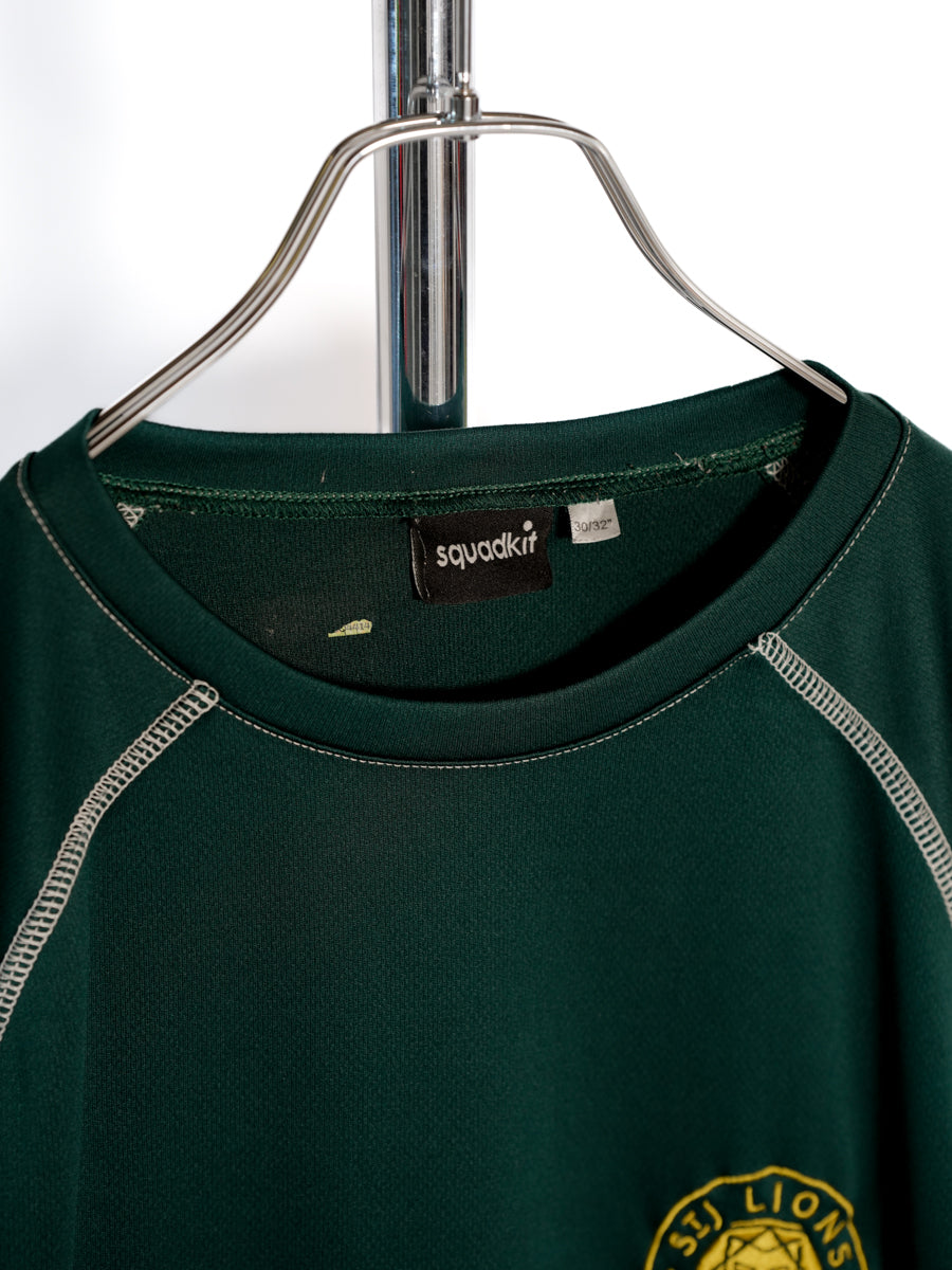 squadkit / School Uniform T-shirt