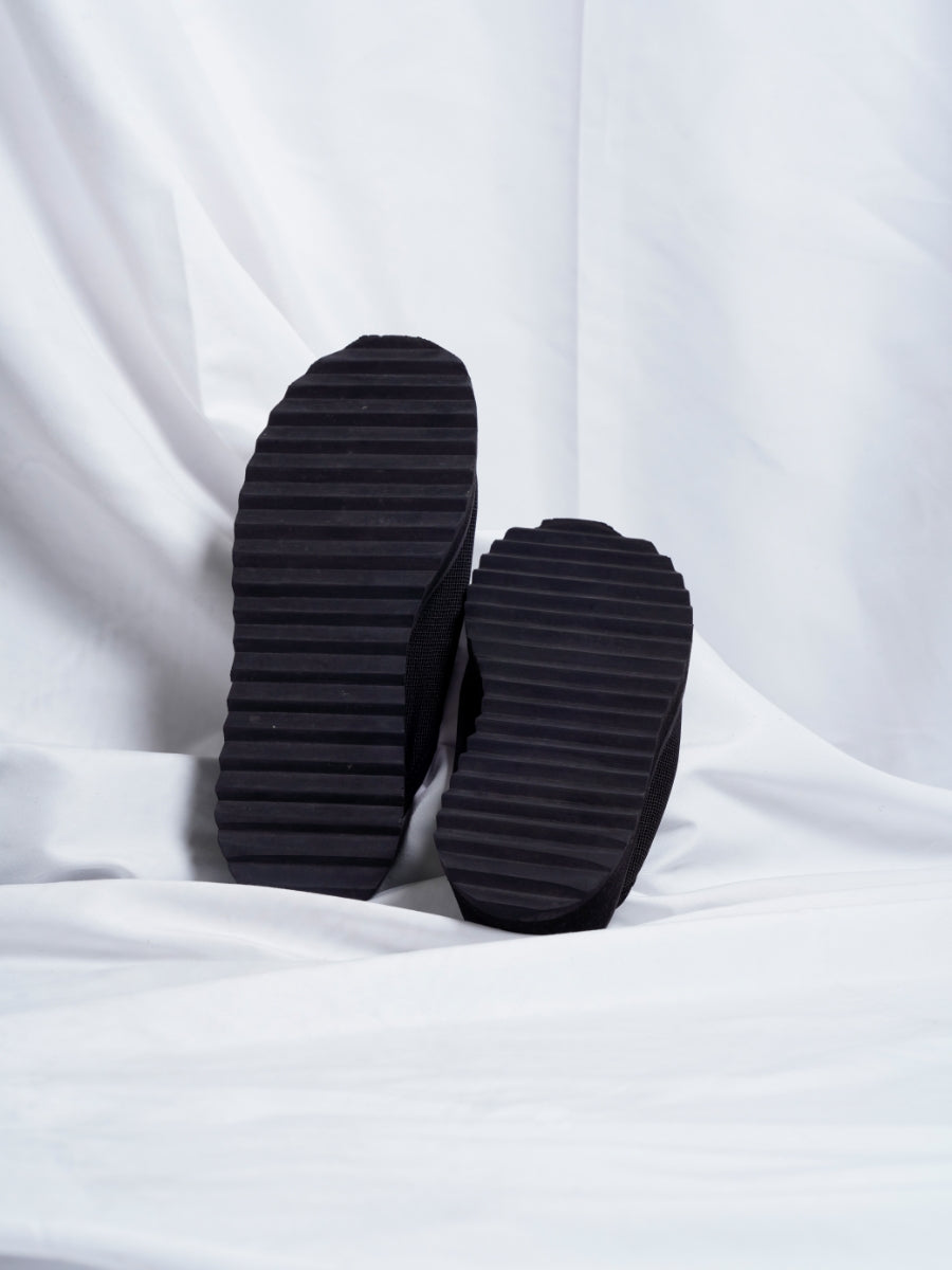 TOMMY HILFIGER / Sandals